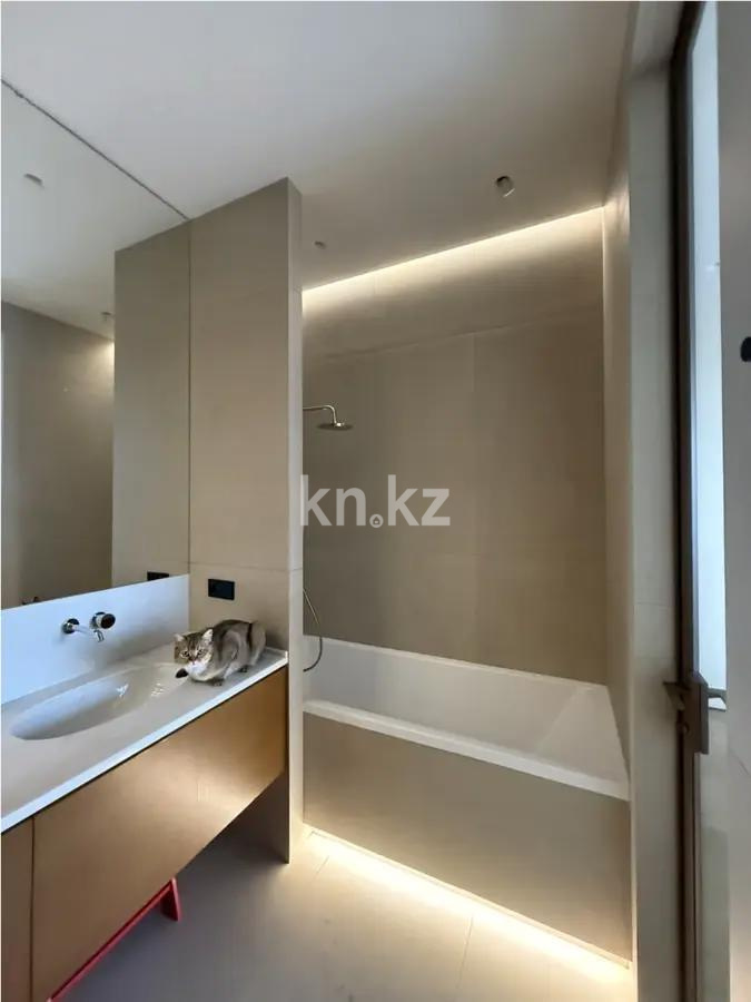 Продажа 4-комнатной квартиры, 127 м² в Астане - фото 7