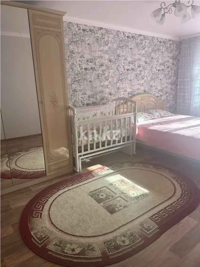 Продажа 3-комнатной квартиры, 63 м², пр. Строителей, дом  23 в Караганде - фото 3