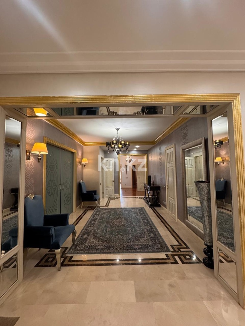 Продажа 5-комнатной квартиры, 206.5 м² в Астане - фото 9