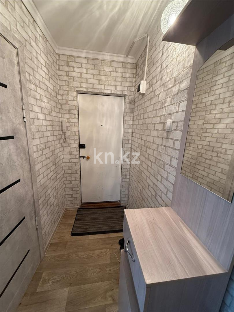 Продажа 2-комнатной квартиры, 45 м², мкр-н 12, дом  22 в Караганде - фото 9