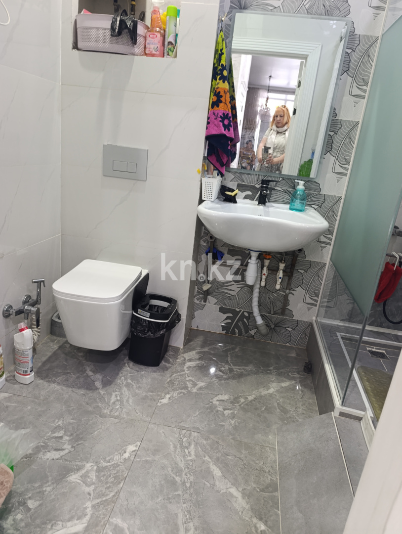 Продажа 3-комнатной квартиры, 75.2 м² в Караганде - фото 19
