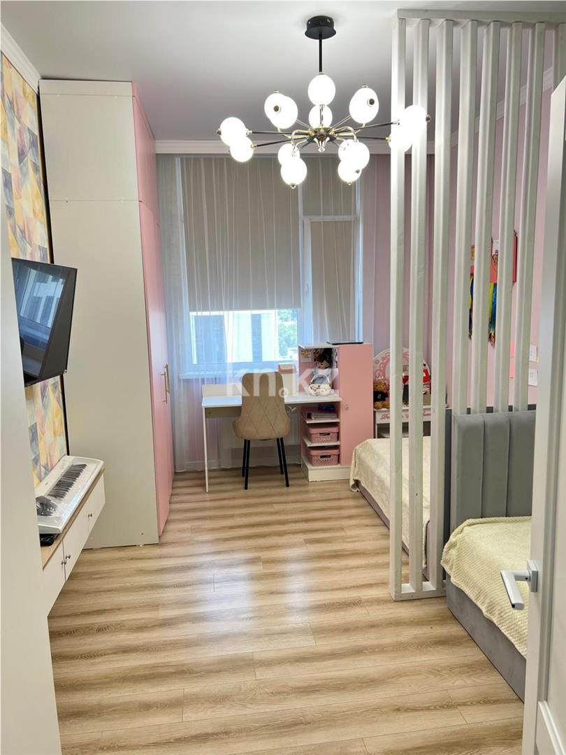 Продажа 3-комнатной квартиры, 62 м², ул. Кумисбекова, дом  2 в Астане - фото 4