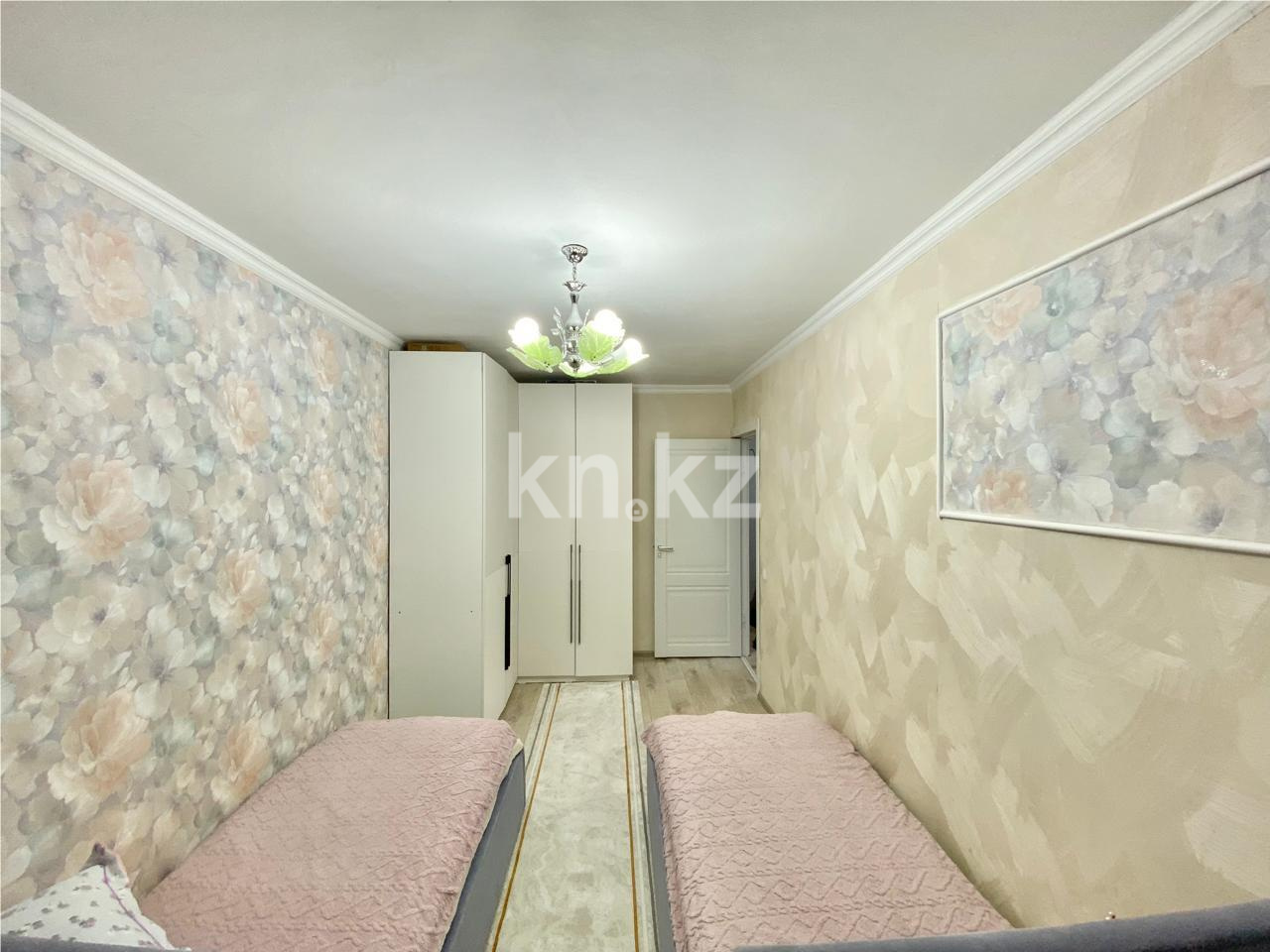 Продажа 4-комнатной квартиры, 76 м², ул. Университетская, дом  17/2 в Караганде - фото 13