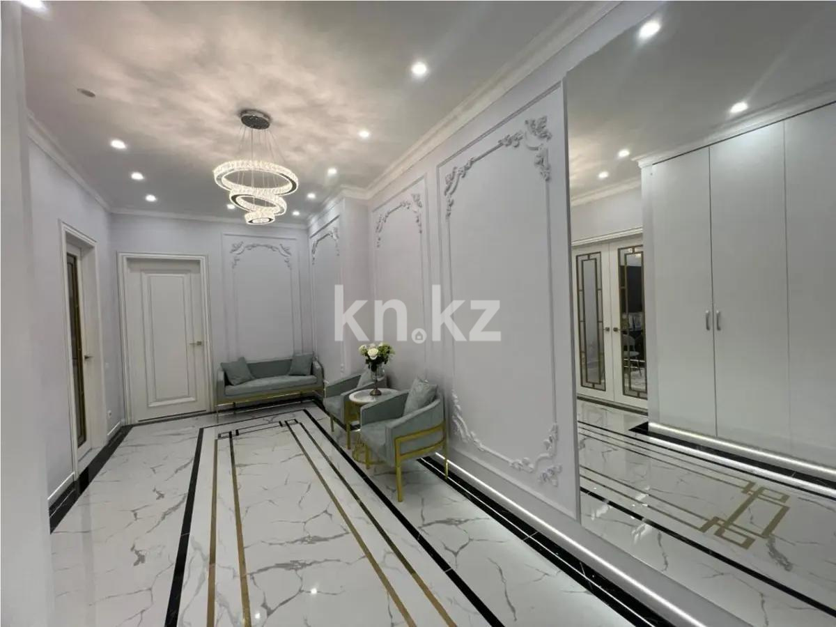 Продажа 4-комнатной квартиры, 139 м², ул. Калдаякова, дом  8 в Астане