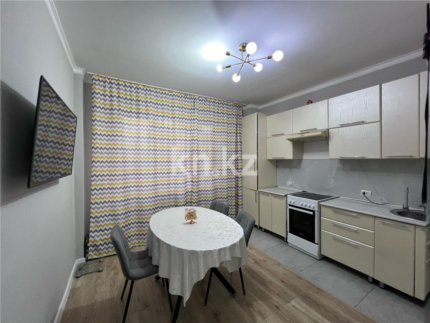 Продажа 3-комнатной квартиры, 89 м², пр. Шахтеров, дом  52 в Караганде - фото 6