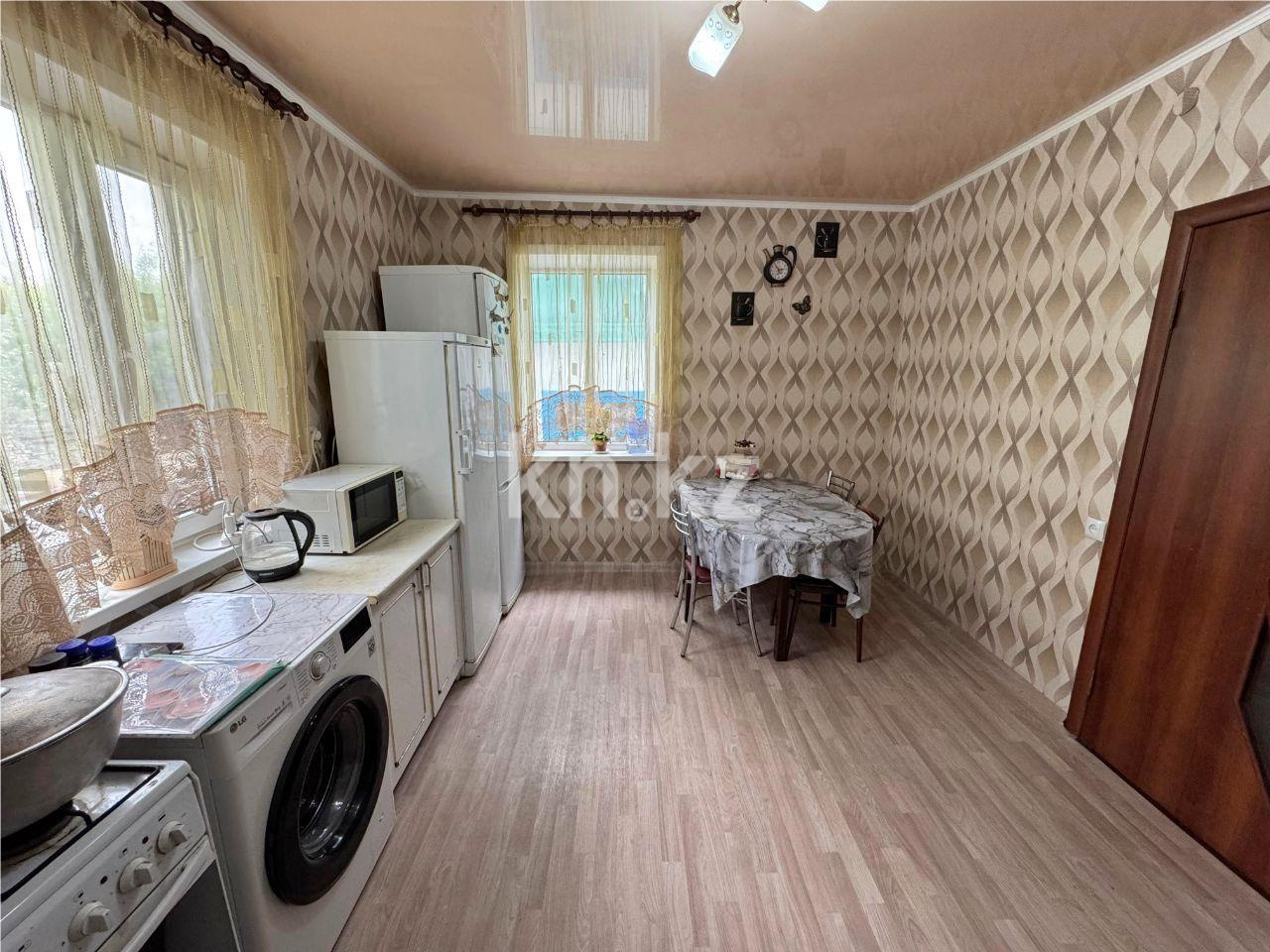 Продажа 4-комнатного дома, 102 м², ул. Больничная, дом  25 в Караганде - фото 6