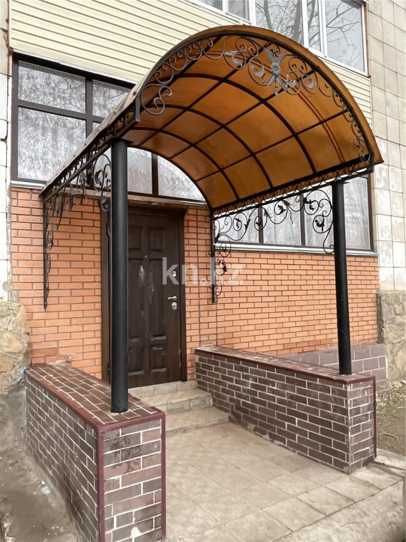 Продажа 4-комнатной квартиры, 117 м², пр. Республики, дом  4 в Караганде - фото 30