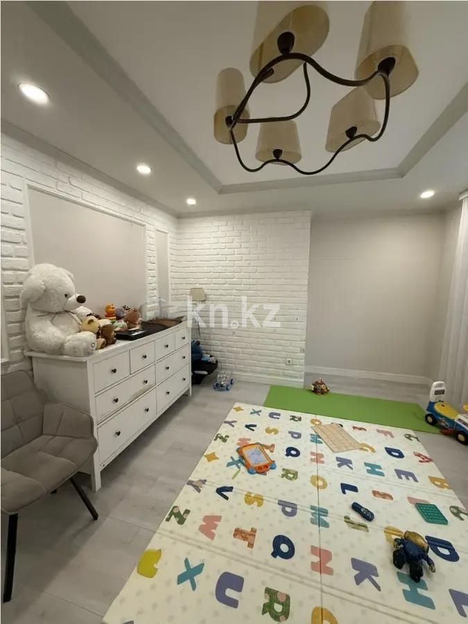 Продажа 4-комнатной квартиры, 141 м² в Караганде - фото 4