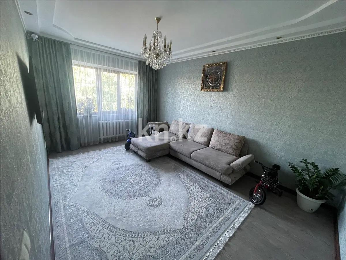Продажа 3-комнатной квартиры, 76 м², мкр-н Аксай-4, дом  79 в Алматы