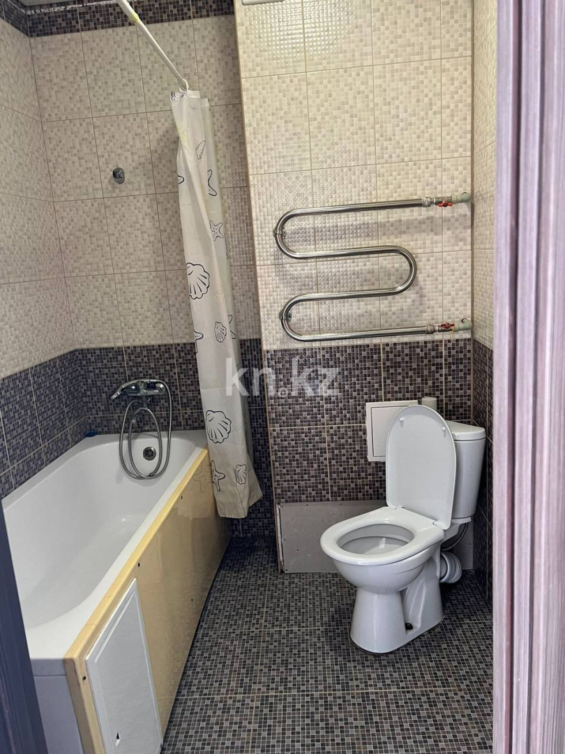 Аренда 2-комнатной квартиры, 56 м², ул. Сейфуллина, дом  8 в Астане - фото 8