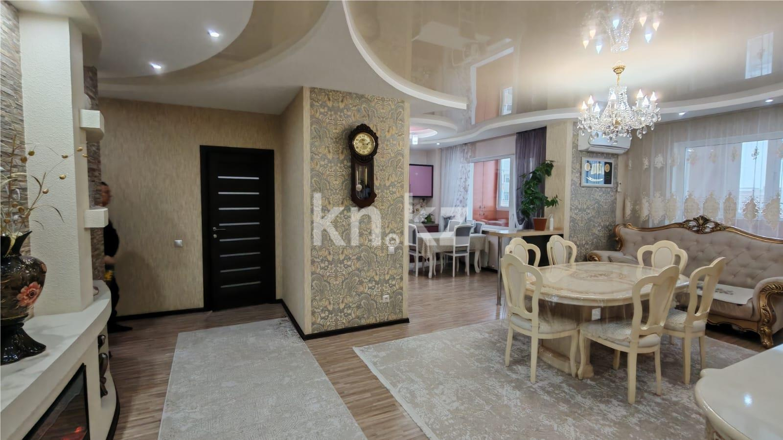 Продажа 3-комнатной квартиры, 90 м², пр. Шахтеров, дом  60 в Караганде - фото 7