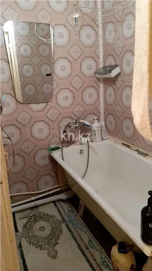 Продажа 1-комнатной квартиры, 38 м², мкр-н 15, дом  2 в Караганде - фото 4