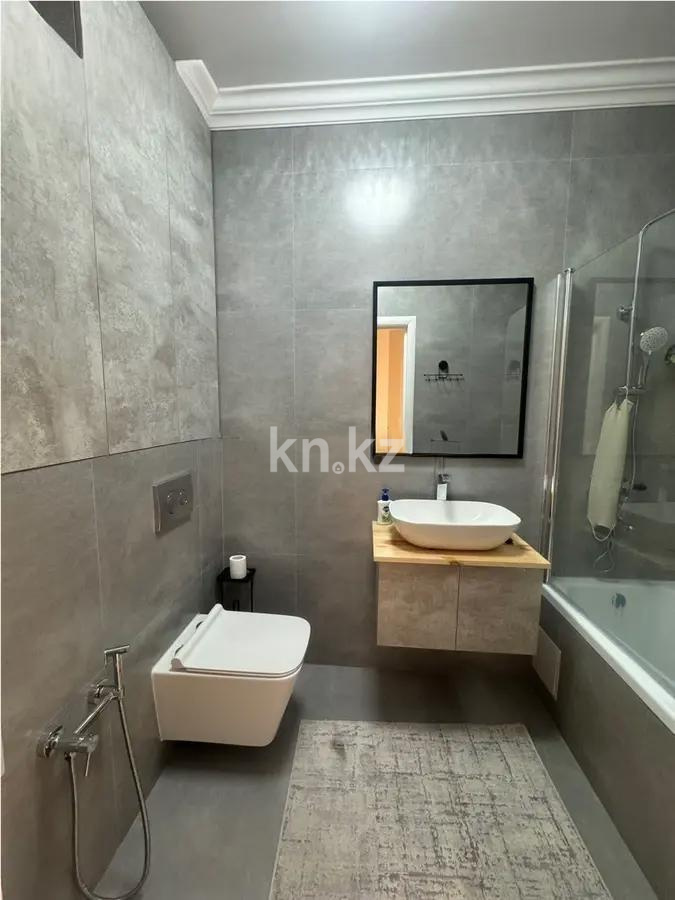 Продажа 3-комнатной квартиры, 65 м², ул. Егизбаева, дом  7/6 в Алматы