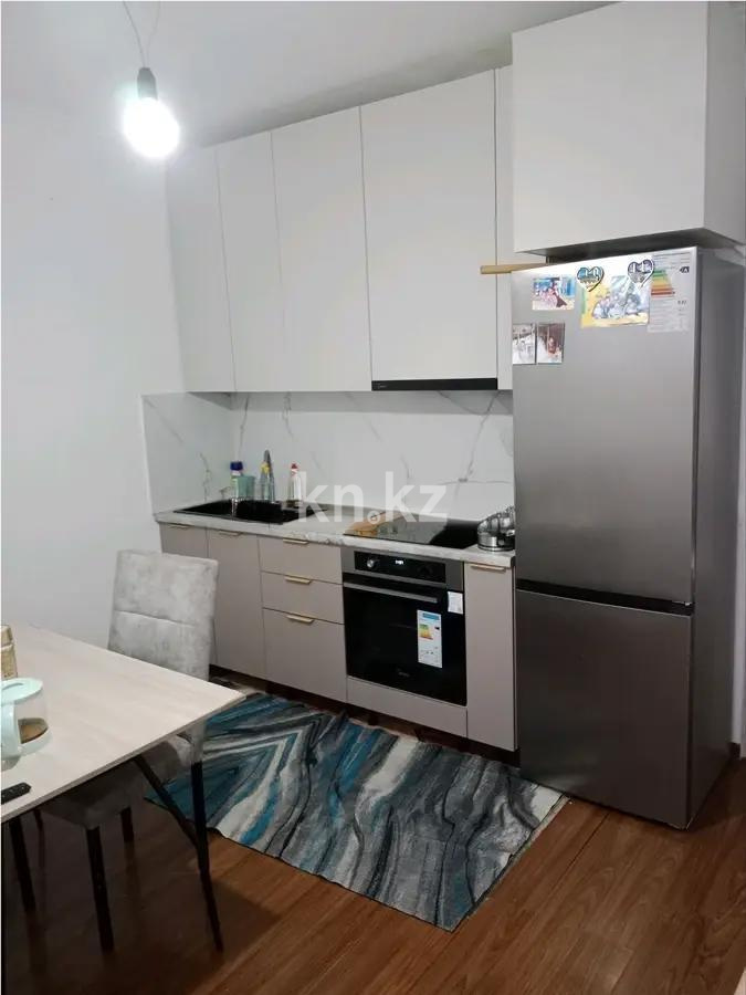 Продажа 3-комнатной квартиры, 87 м², пр. Кошкарбаева, дом  44 в Астане