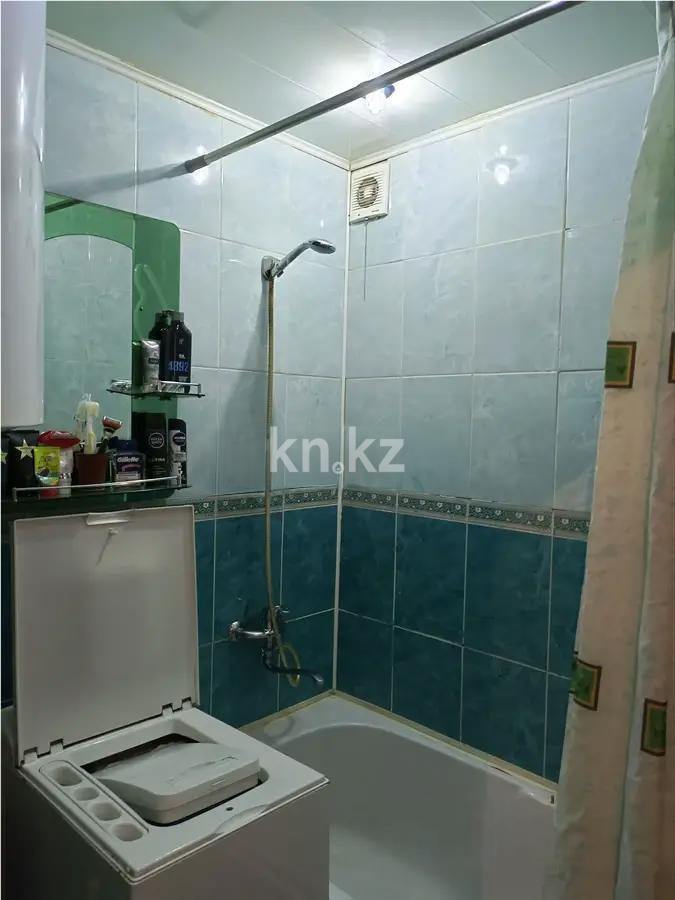 Продажа 1-комнатной квартиры, 32 м², пр. Абая, дом  72 в Шахтинске - фото 4