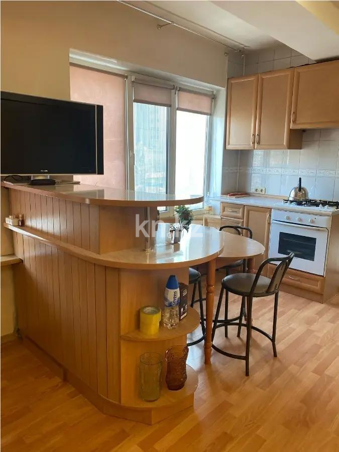 Продажа 4-комнатной квартиры, 109 м², мкр-н Самал-1, дом  6 в Алматы - фото 5