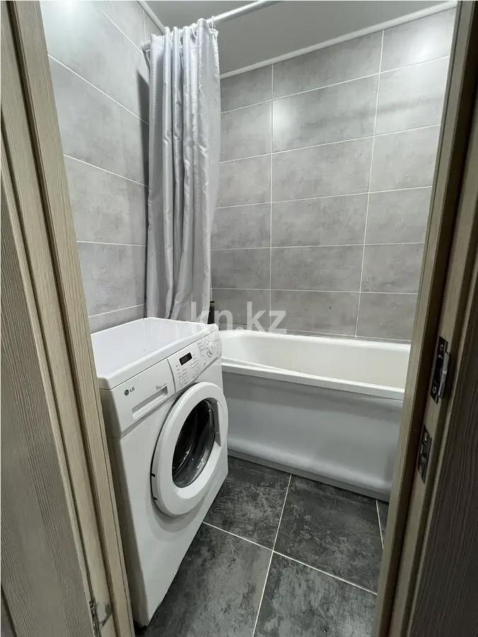 Продажа 3-комнатной квартиры, 63 м² в Караганде - фото 4