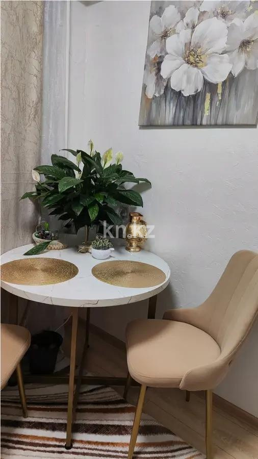 Продажа 1-комнатной квартиры, 45.5 м², 1 мкр., дом  68 в Алматы