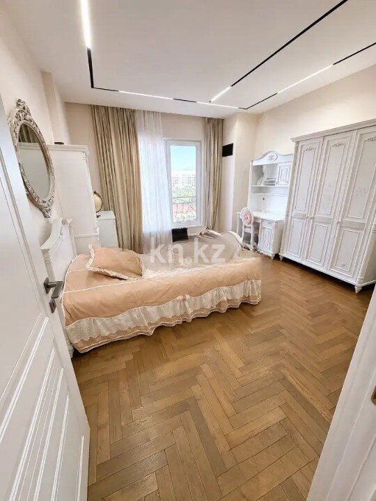 Продажа 3-комнатной квартиры, 133.8 м² в Алматы - фото 5