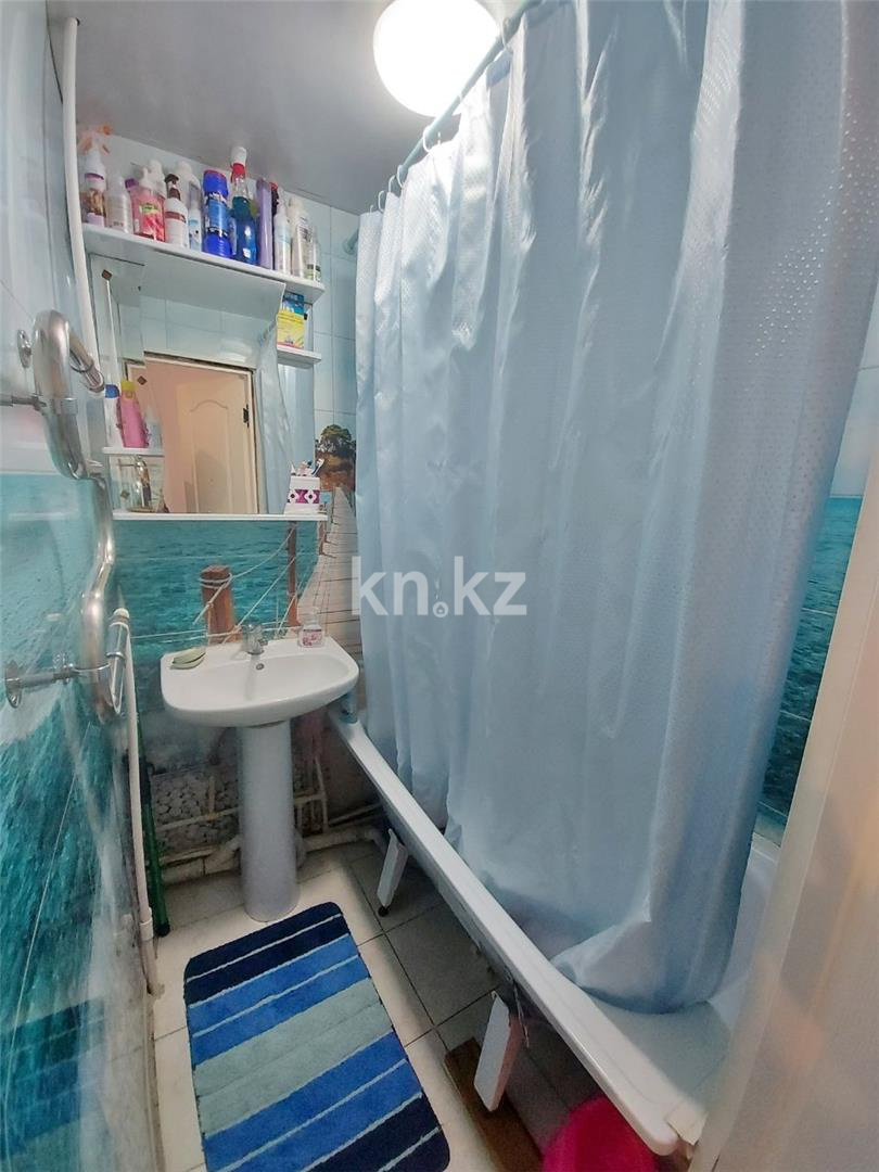 Продажа 2-комнатной квартиры, 44 м², мкр-н 11а, дом  13 в Караганде - фото 9