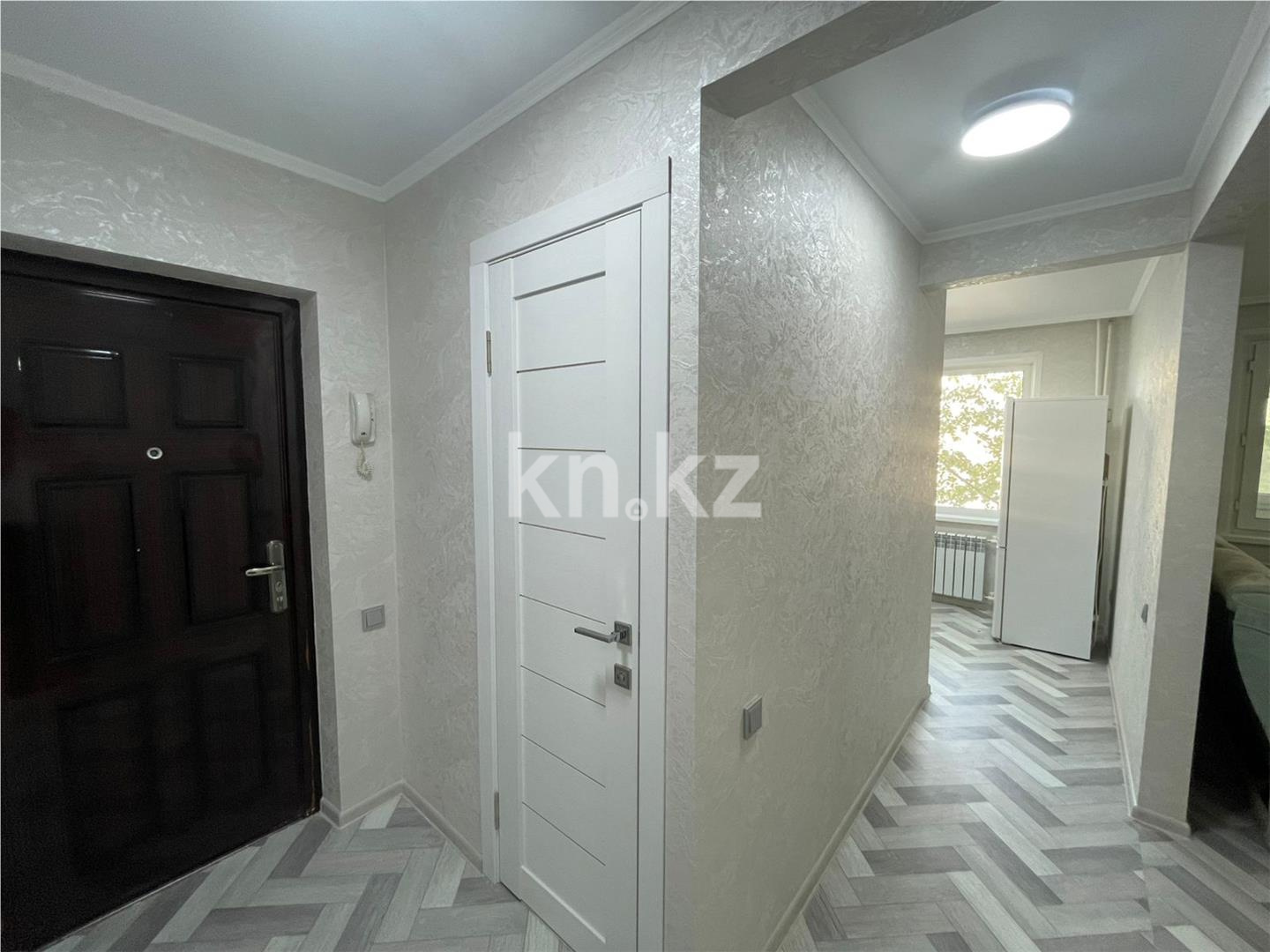 Продажа 2-комнатной квартиры, 42 м² в Сарани - фото 9