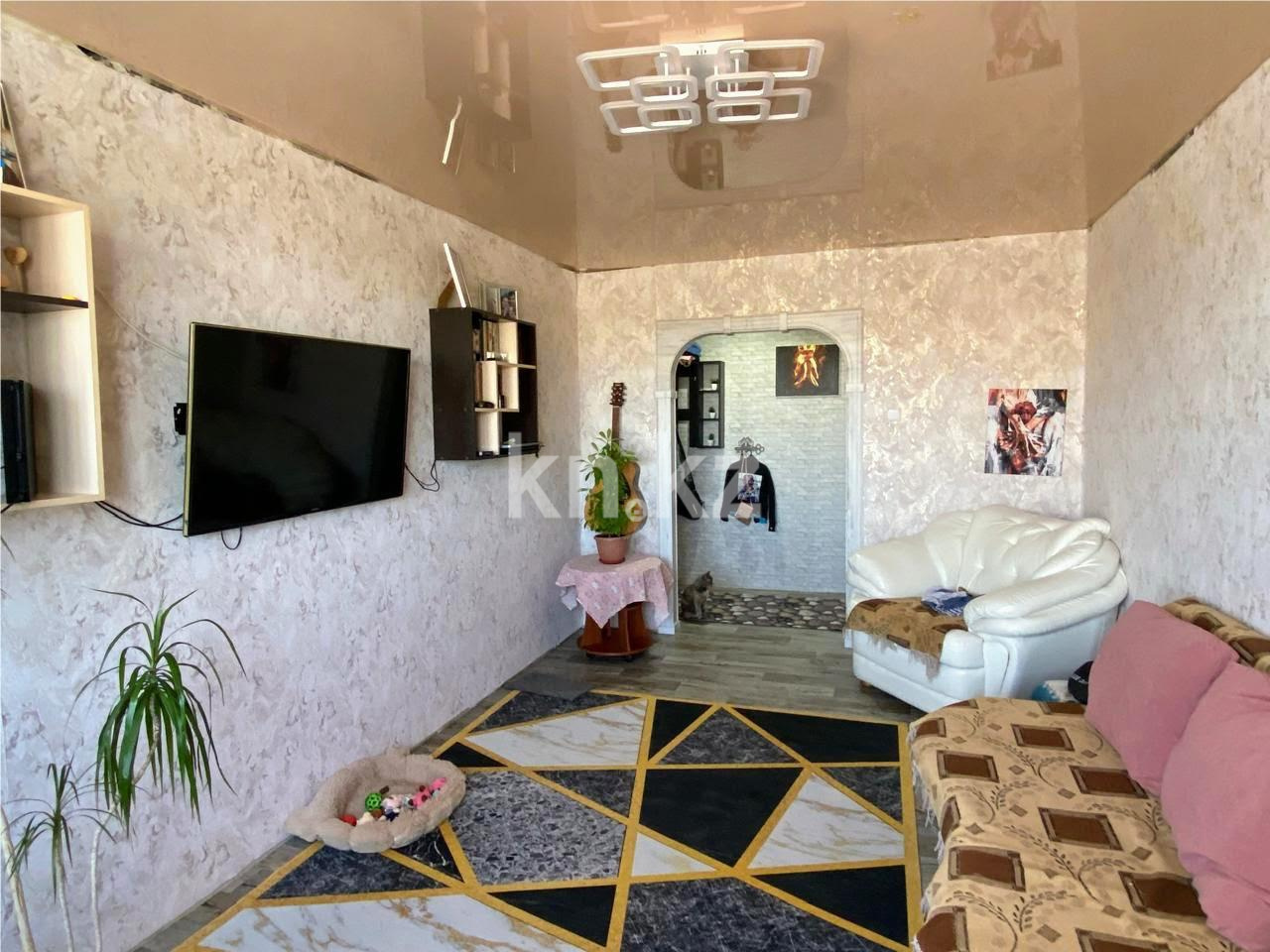 Продажа 3-комнатной квартиры, 65 м², мкр-н 15 в Караганде - фото 2