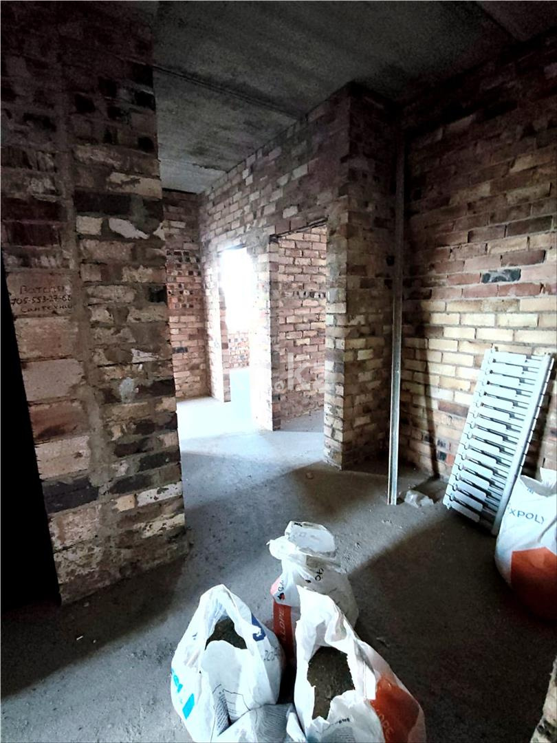 Продажа 4-комнатной квартиры, 110 м², ул. Муканова в Караганде - фото 3