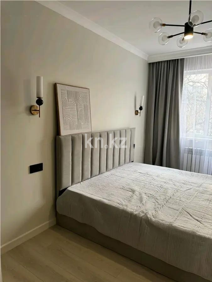 Продажа 3-комнатной квартиры, 59 м², 9 мкр., дом  17 в Алматы - фото 3