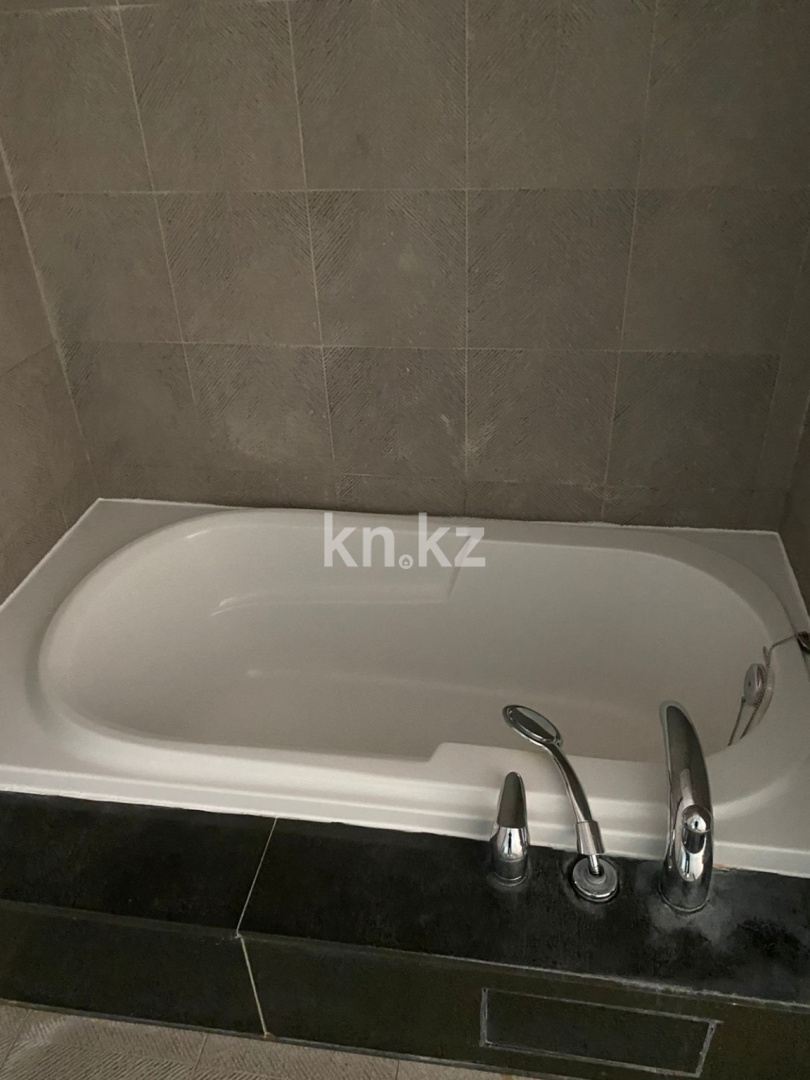 Аренда 2-комнатной квартиры, 105 м² в Астане - фото 20