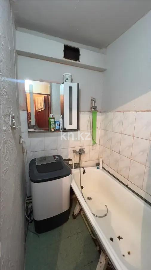 Продажа 1-комнатной квартиры, 32 м², 19 мкр., дом  73 в Караганде - фото 3