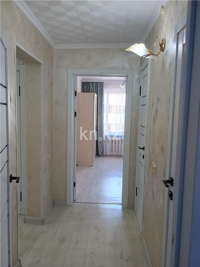 Продажа 3-комнатной квартиры, 61 м², мкр-н Восток-3 в Караганде - фото 8
