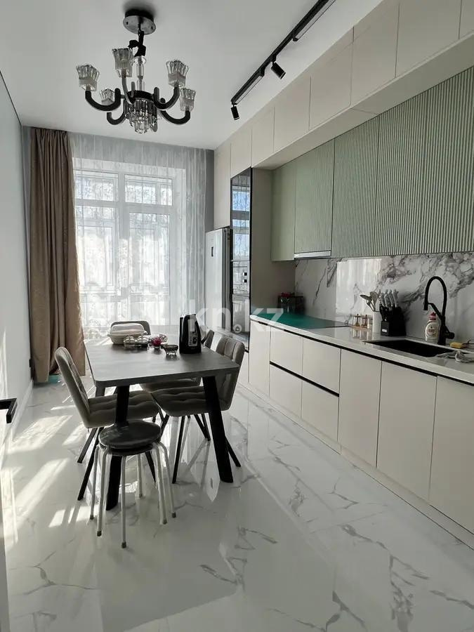 Продажа 3-комнатной квартиры, 90 м², ул. Муканова, дом  9/3 в Караганде - фото 4