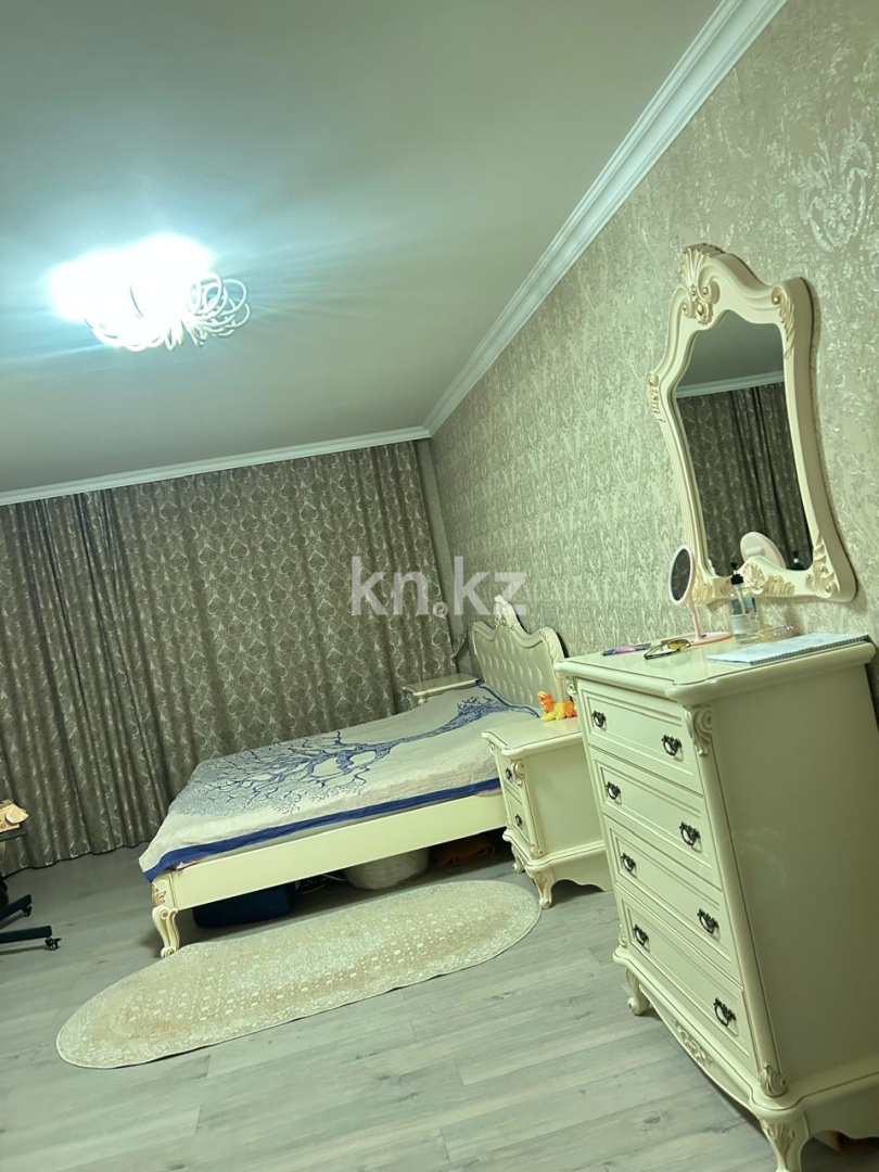 Продажа 4-комнатной квартиры, 83 м², мкр-н Степной-4, дом  32 в Караганде - фото 5