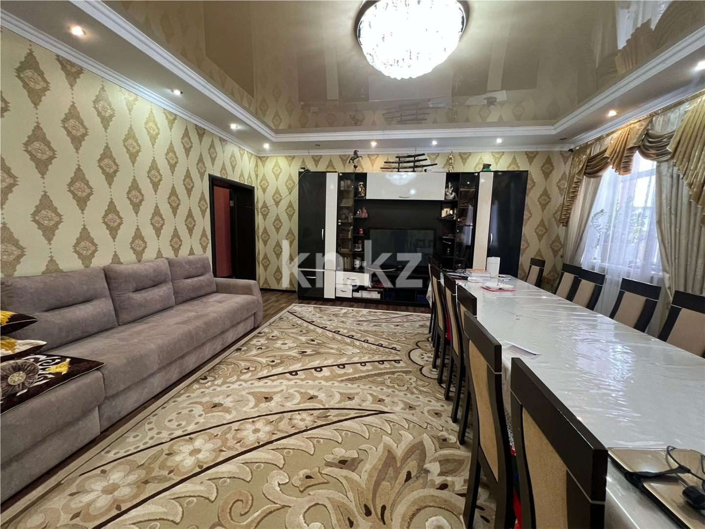 Продажа 10-комнатного дома, 540 м² в Караганде - фото 2