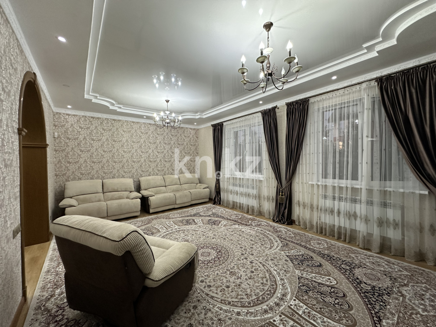 Продажа 8-комнатного дома, 367.3 м², ул. 22-я в Алматы - фото 19