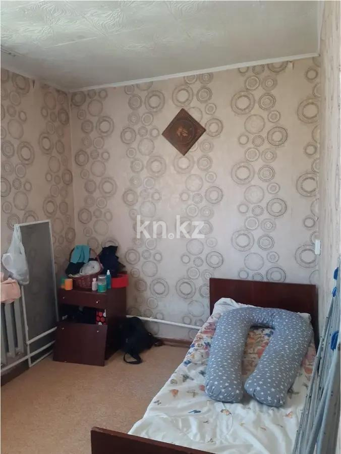 Продажа 3-комнатной квартиры, 50 м², 14-й мкр., дом  16 в Караганде - фото 2