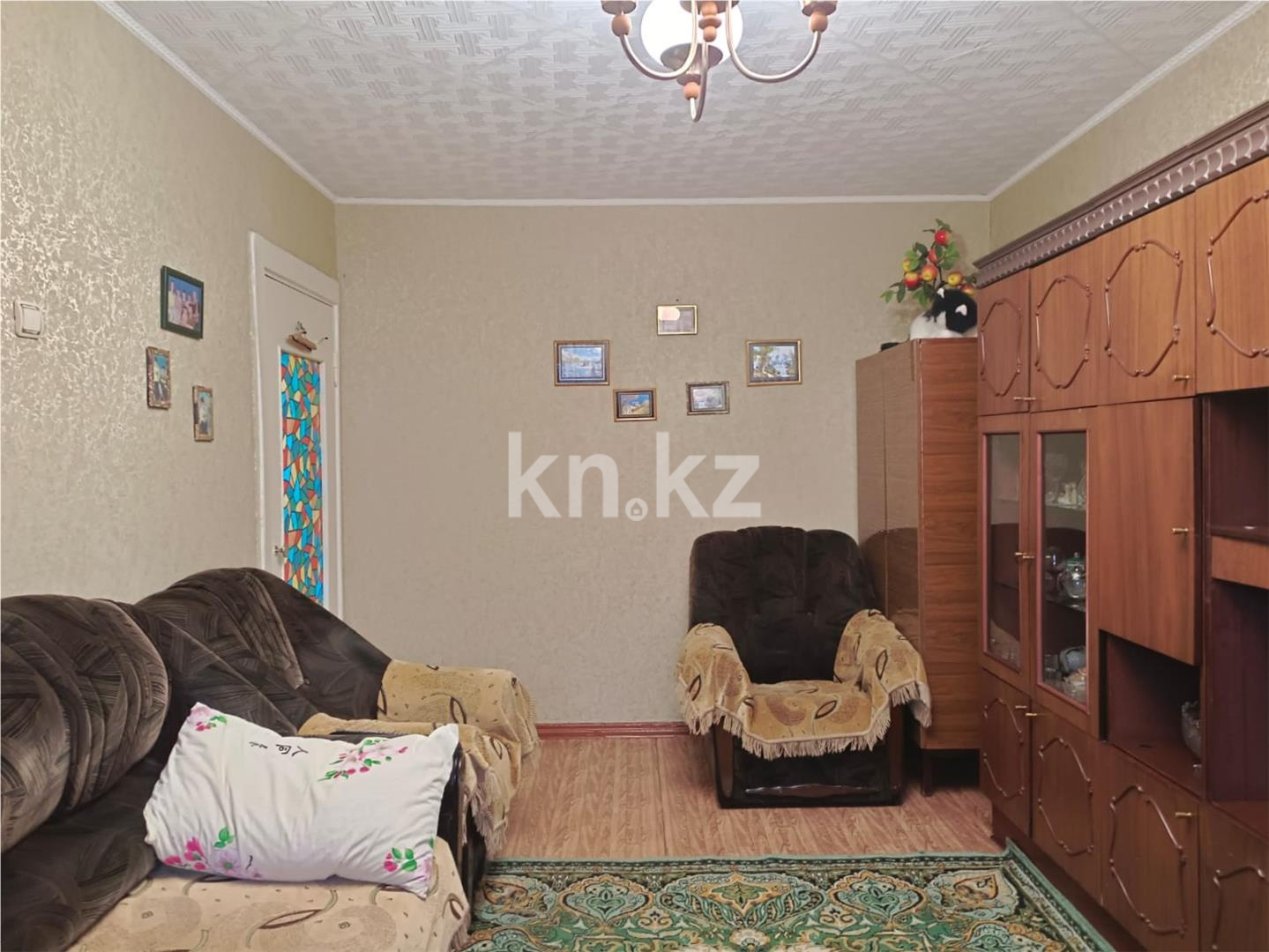 Продажа 3-комнатной квартиры, 63 м², мкр-н 22 в Караганде - фото 2