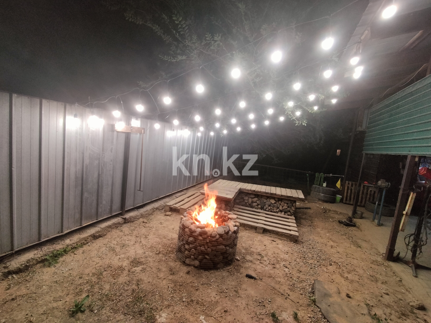 Продажа 4-комнатного дома, 200 м², Валиханова, дом  6 в Талгаре