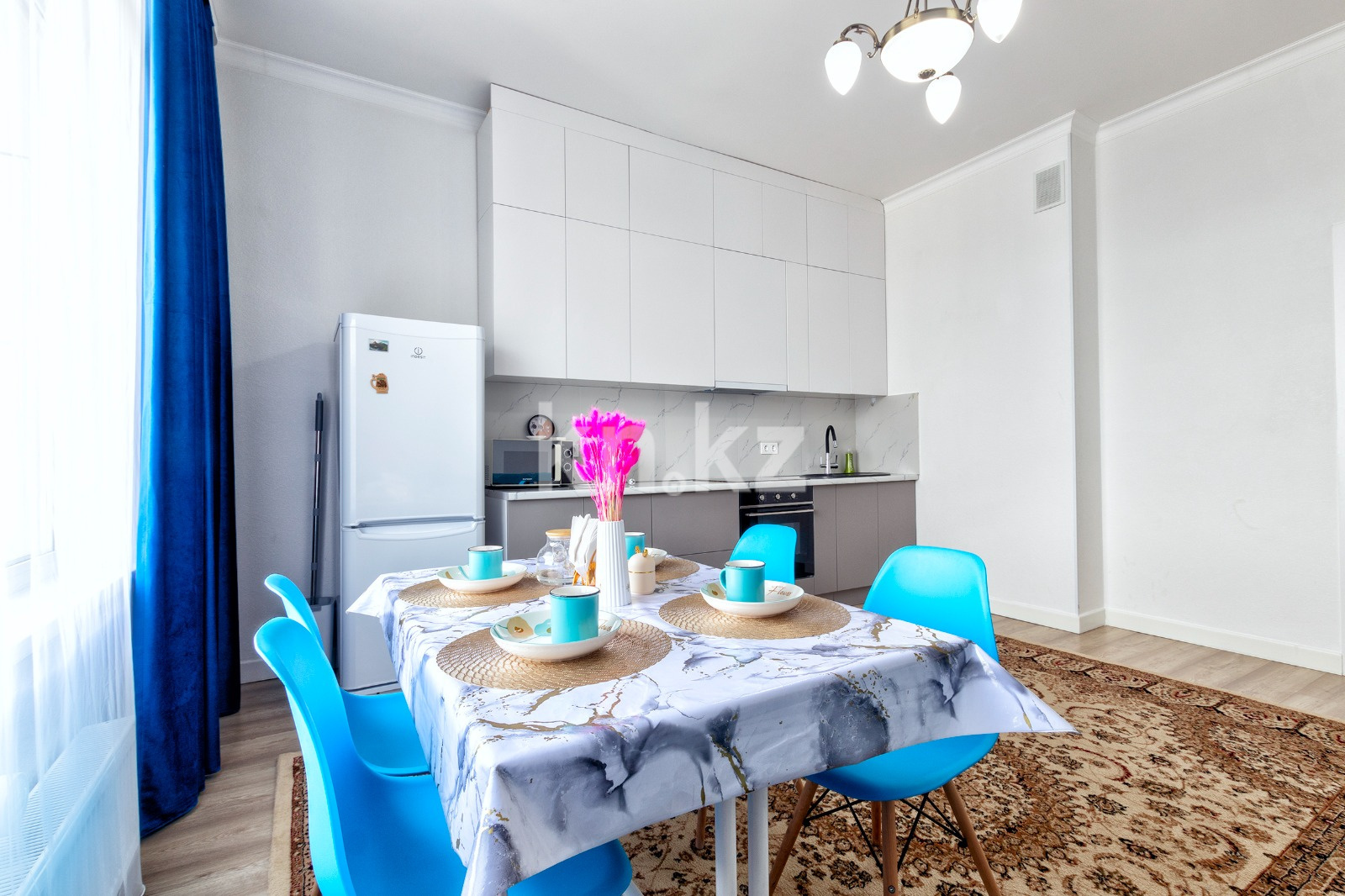 Аренда 2-комнатной квартиры посуточно, 50 м², пр. Туран, дом  43 - ул. Сыганак в Астане - фото 2