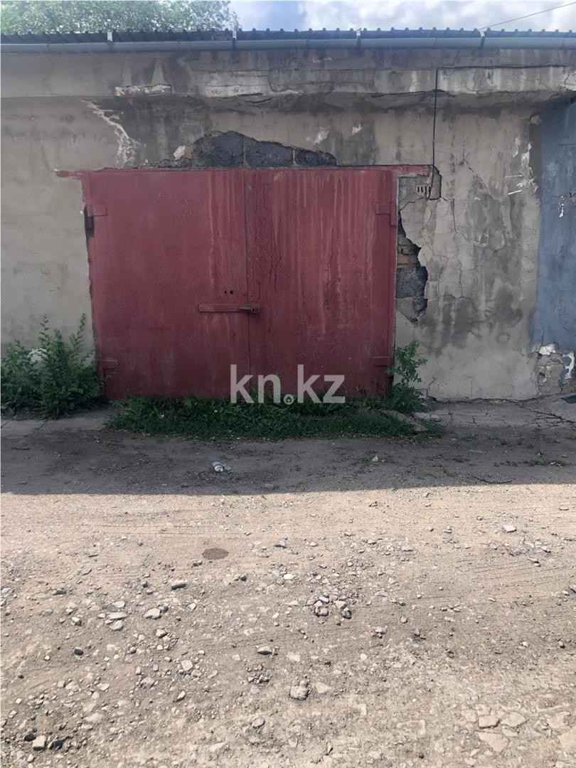 Продажа 3-комнатной квартиры, 92 м², ул. Магнитогорская, дом  36 в Караганде - фото 15