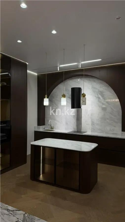 Продажа 6-комнатной квартиры, 245 м² в Астане