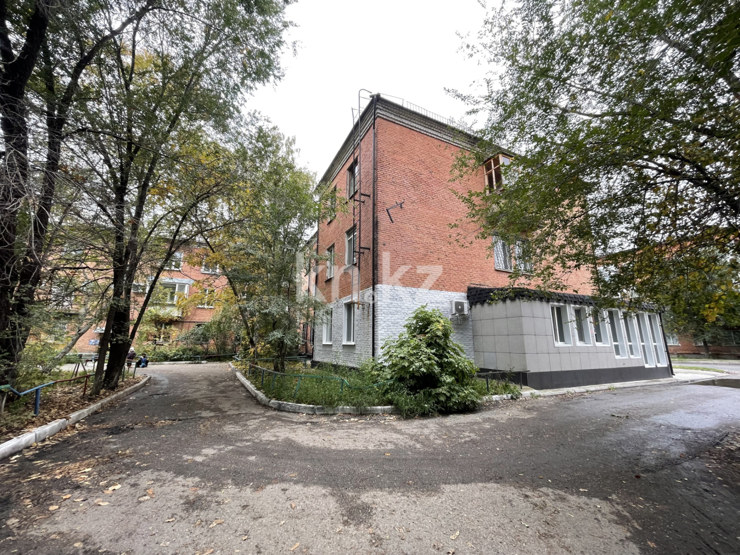 Продажа 2-комнатной квартиры, 52 м², ул. Протозанова, дом  81 в Усть-Каменогорске