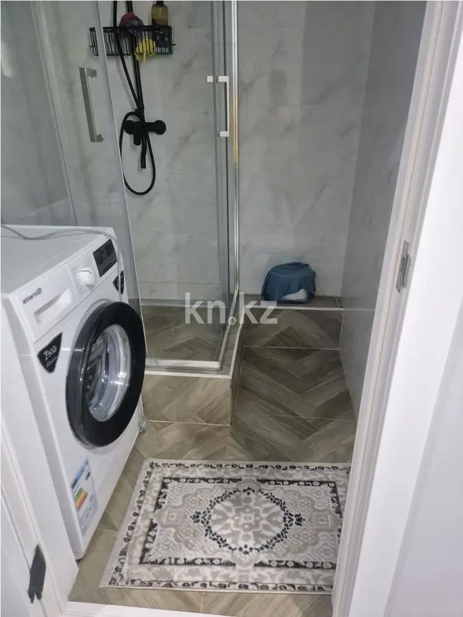 Продажа 2-комнатной квартиры, 70 м², ул. Утеген батыра, дом  7/9г в Алматы - фото 4