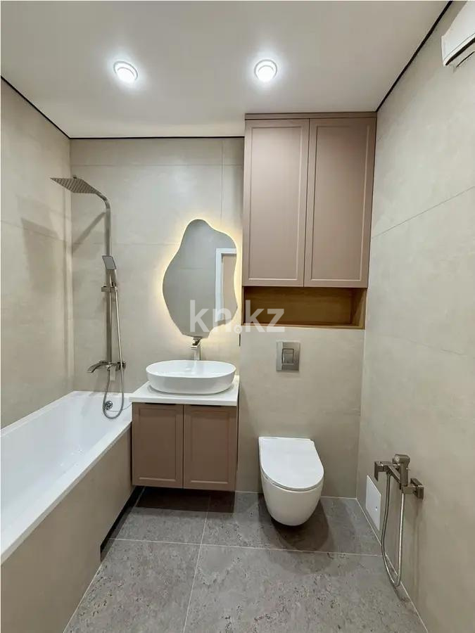 Продажа 2-комнатной квартиры, 55.5 м² в Алматы - фото 4