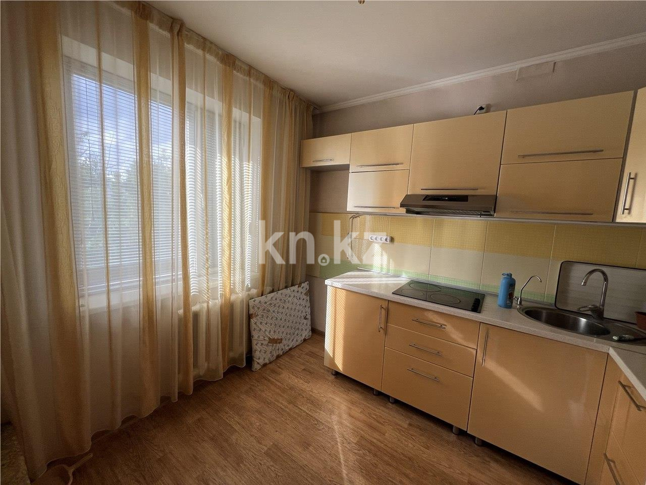 Продажа 4-комнатной квартиры, 75 м², пр. Шахтеров в Караганде - фото 11