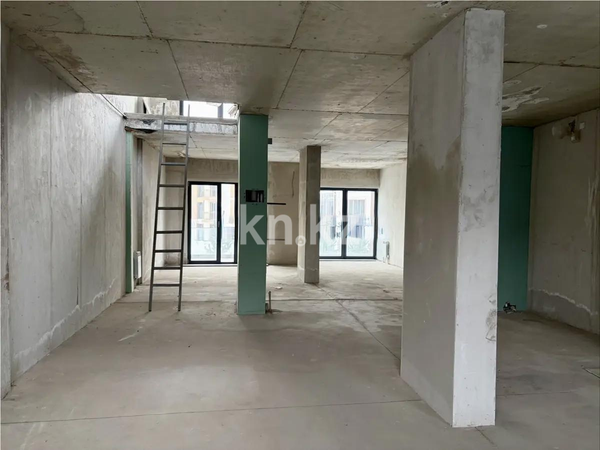 Продажа 4-комнатной квартиры, 191.5 м² в Алматы