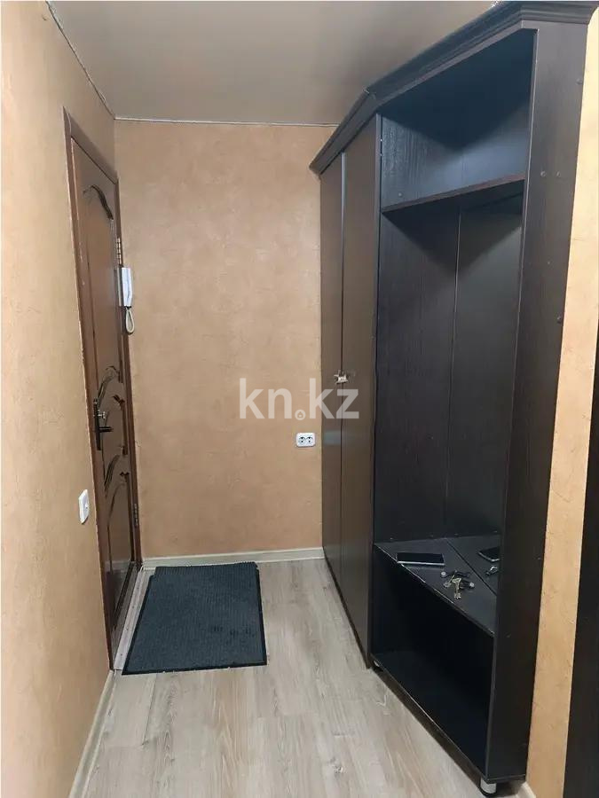 Продажа 1-комнатной квартиры, 40 м², пр. Бухар-жырау, дом  76 в Караганде - фото 4