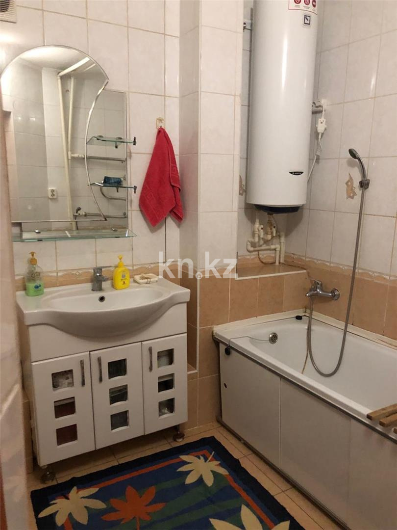 Продажа 2-комнатной квартиры, 48 м², пр. Республики, дом  18 в Караганде - фото 7