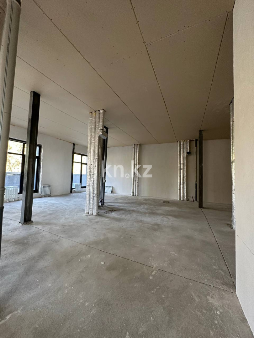 Продажа 4-комнатной квартиры, 213 м², Ерменсай, дом  36 - ул. Ушкемпирова в Алматы - фото 6