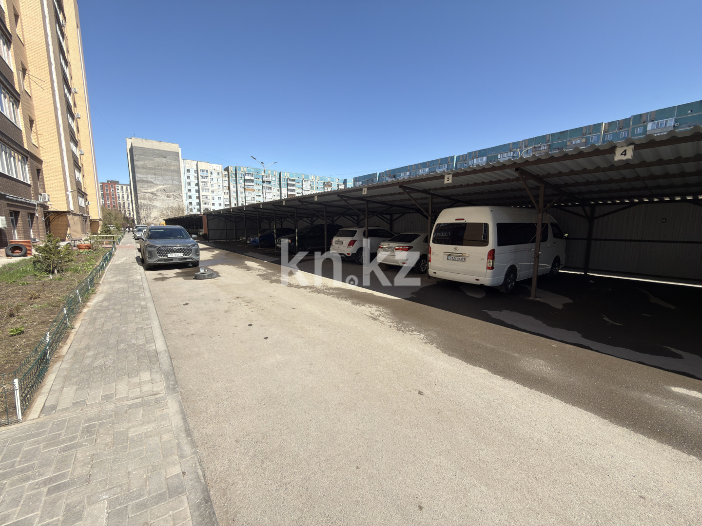 Продажа 2-комнатной квартиры, 68 м² в Караганде - фото 16